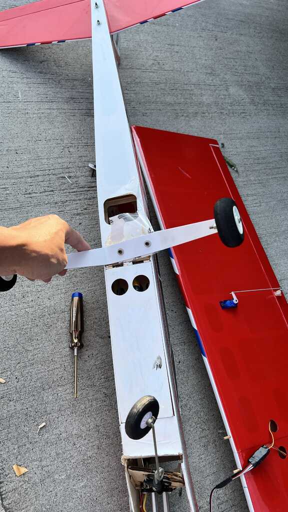 900元 Eflite Alpha Sport 450全電裝PNP拍賣 誠徵台灣遙控模型RCTW Powered by Discuz!