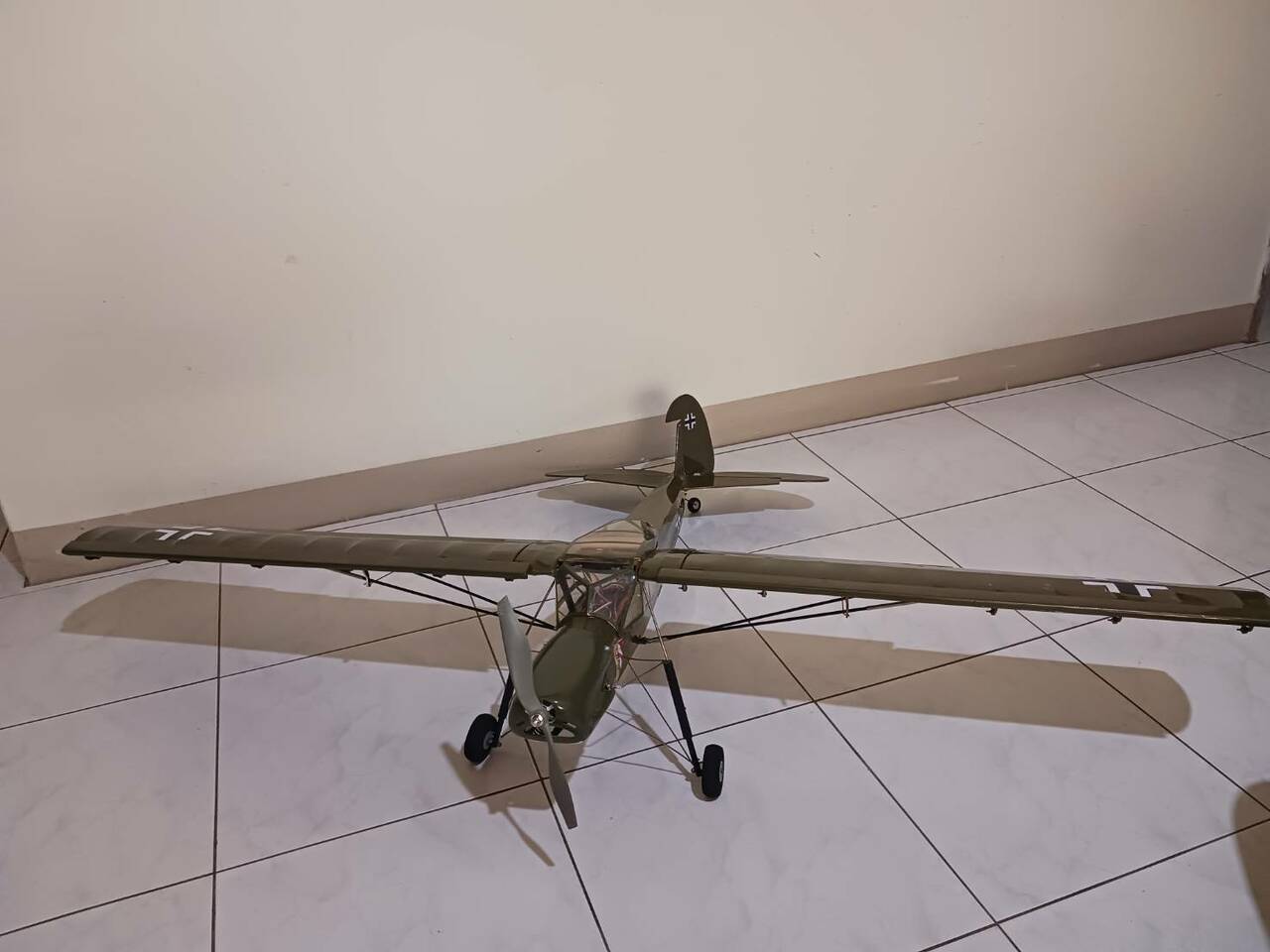414669_0.jpg