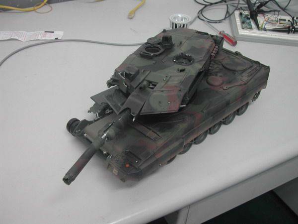 2A6-005.jpg