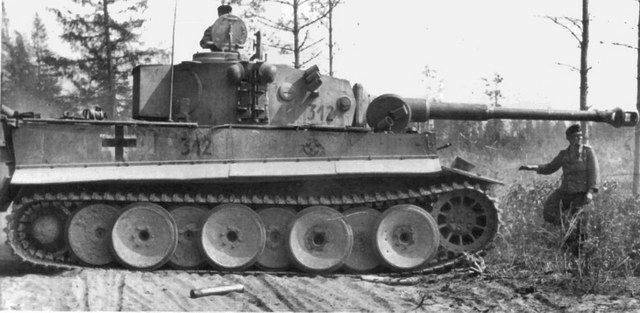 312-04.jpg