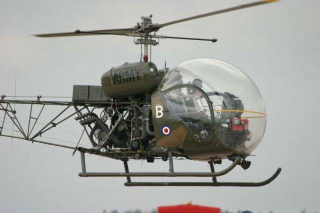 AH-1-Sioux_RIAT2005_002_800.jpg