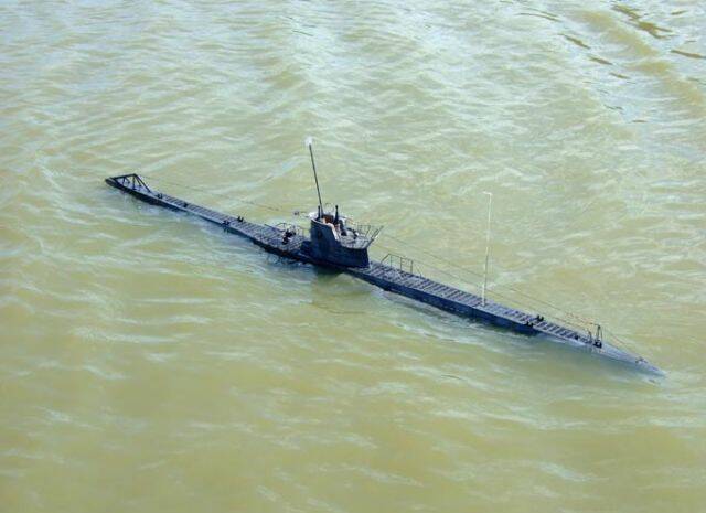 U-82 VIIC潛艇下水了