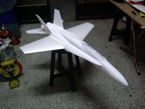F-18.JPG