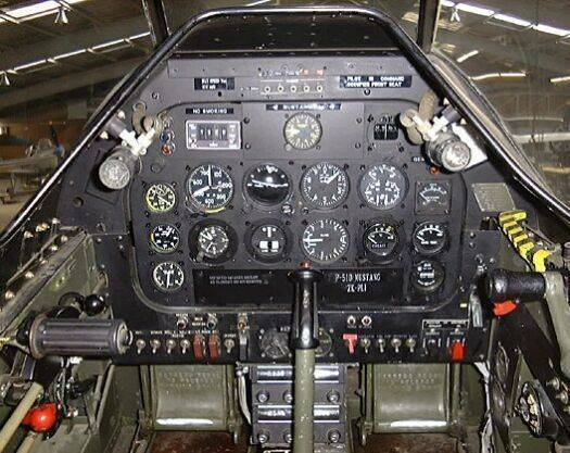 P-51 駕駛艙