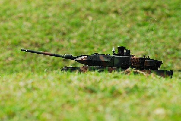 Leo2A6-06.jpg