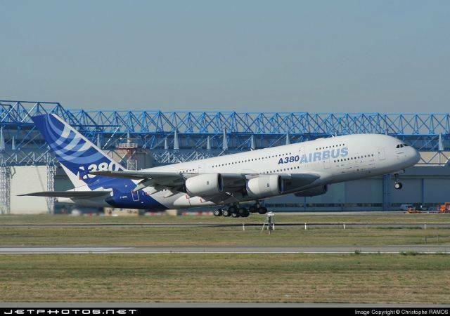 20060904_a380-841_airbus-industrie_f-wxxl_msn002_tls_01a.jpg.10921.jpg