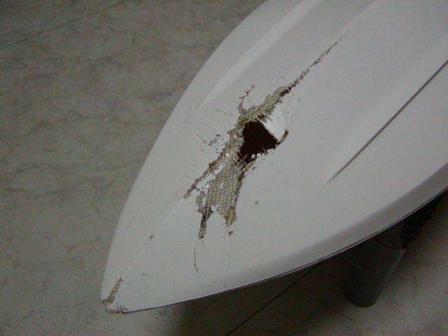 褲底破一洞