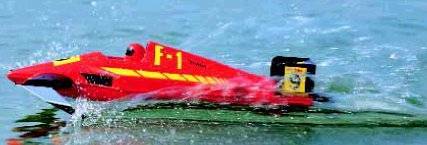 Robbe_Skiboot_F-1.jpg
