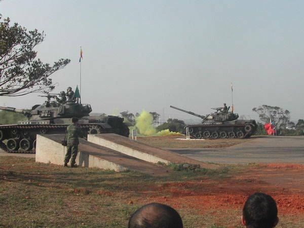 TANK-082.jpg