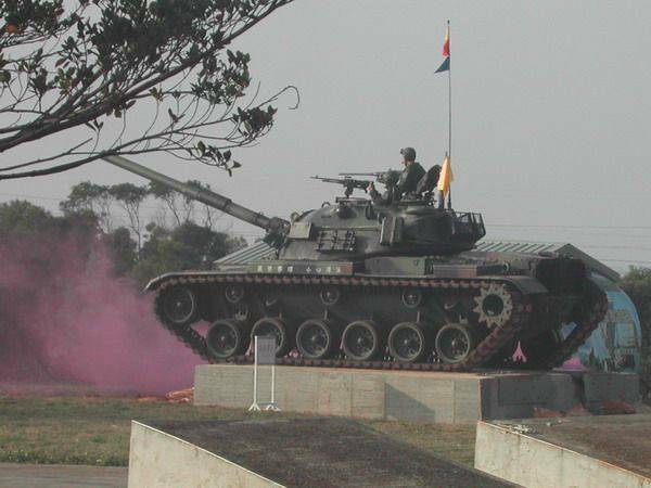 TANK-088.jpg
