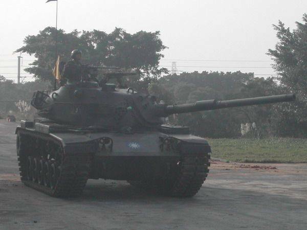 TANK-102.jpg