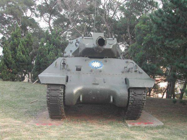TANK-143.jpg