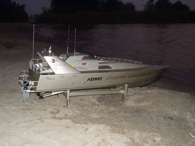 azimut_14lg.jpg