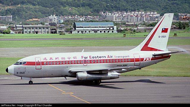 737-200