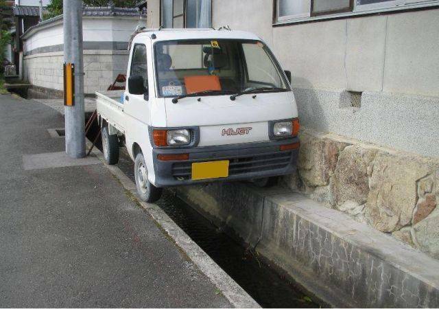 car.jpg