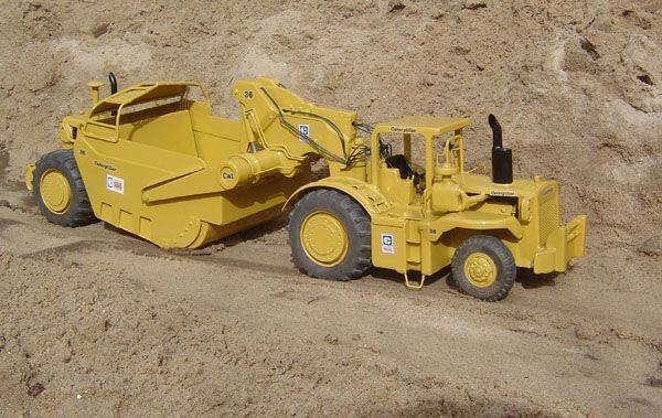 cat666scraperpaintedfrontcornerview.jpg