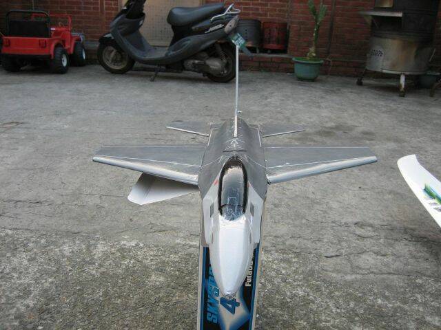 f-16.jpg