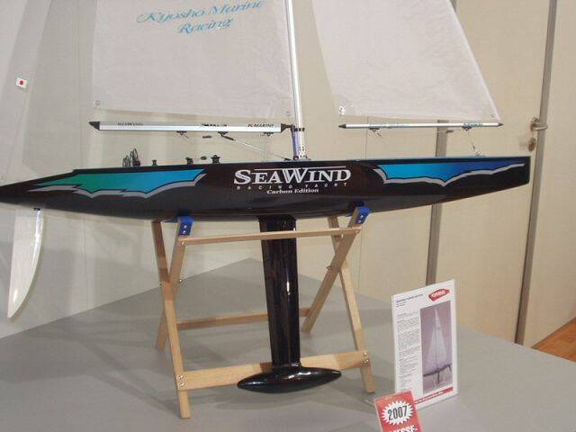 kyo_seawind_carbon_sideview.jpg