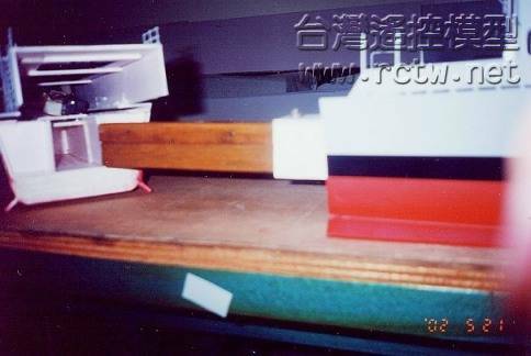 木角料做龍骨.jpg