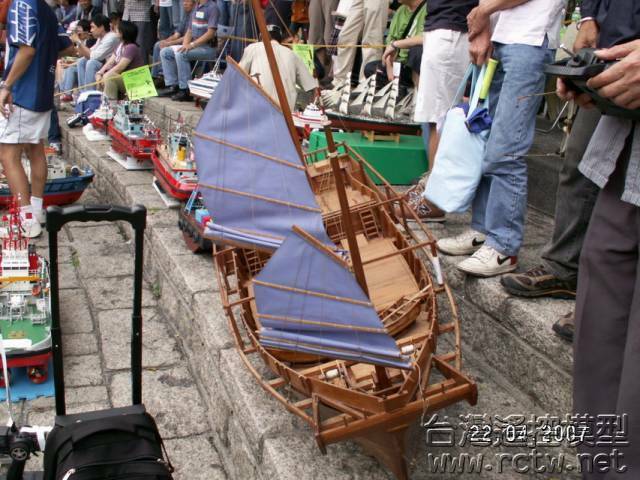 PICT0014a.jpg