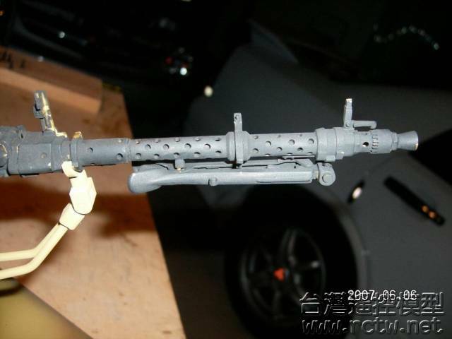 機槍上半部