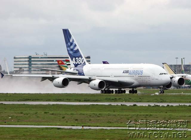A380d.jpg