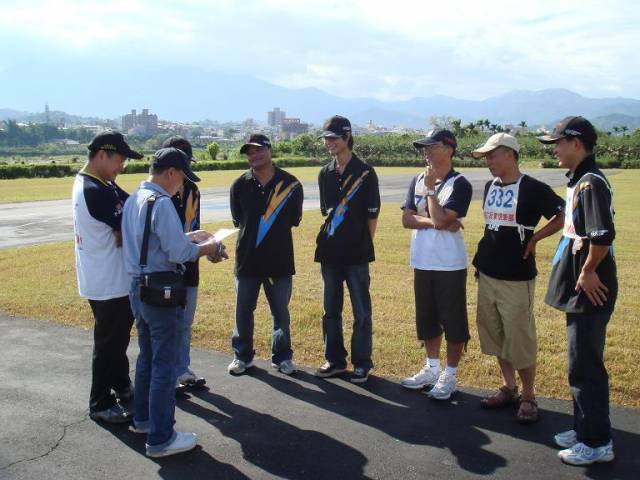 甲組裁判講解中
