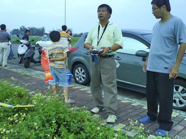 003.jpg