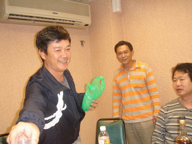 DSC04093-2.jpg