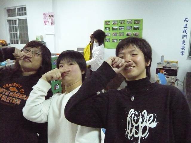 1206412591.jpg