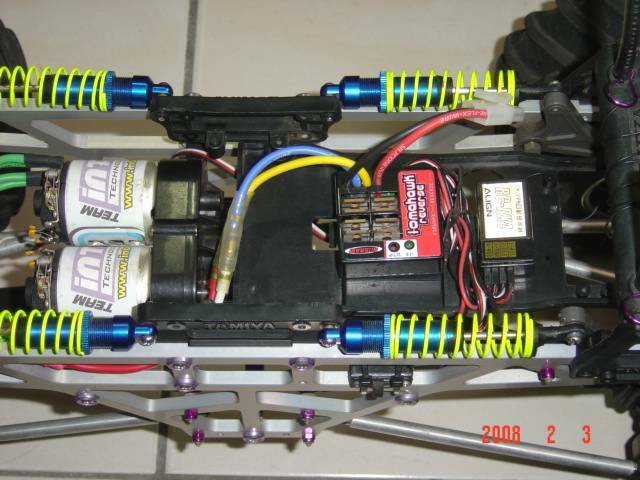 車上電控和動力系統