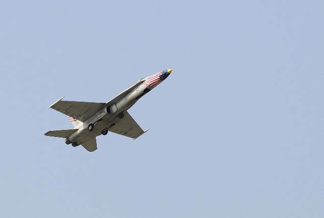 小葉兄的 F-18