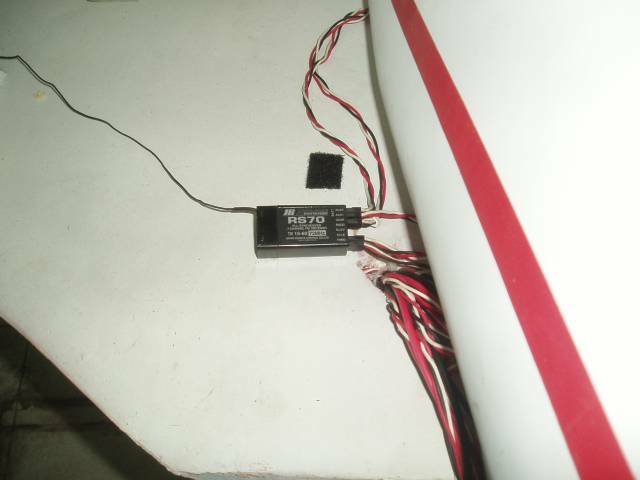 全新買來只有裝上去還飛用過