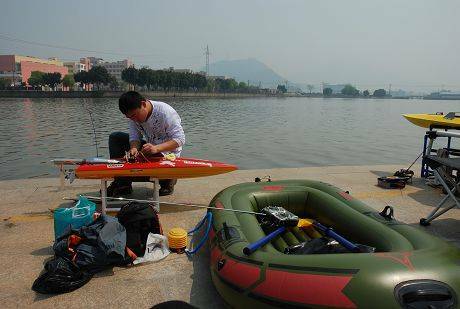 我的排气管都跑掉了