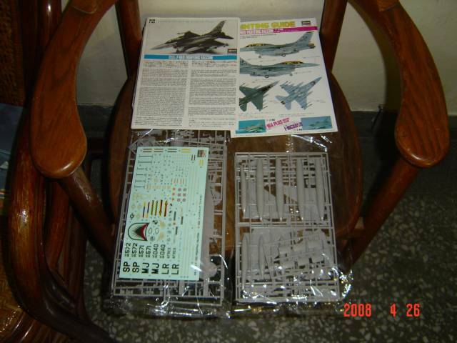 f16 002.jpg