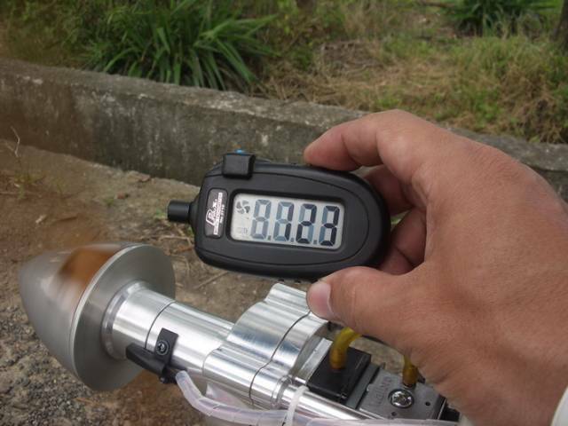 用22*10槳測得最低速1230轉不會熄火
