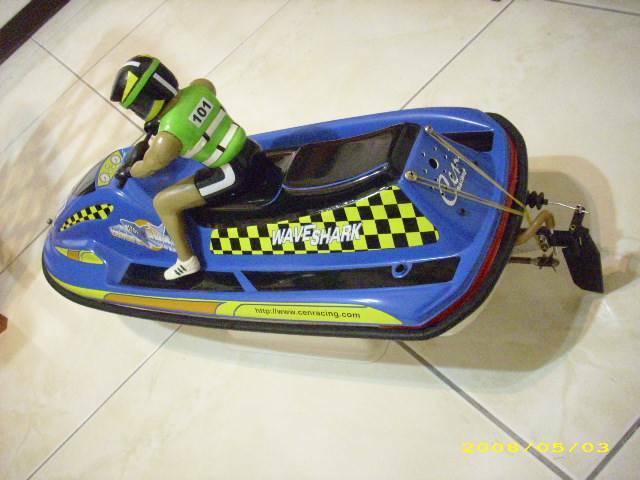 偶的CEN 700 jet