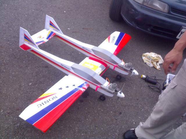 B1DBC2E00619_164_1199881996.jpg