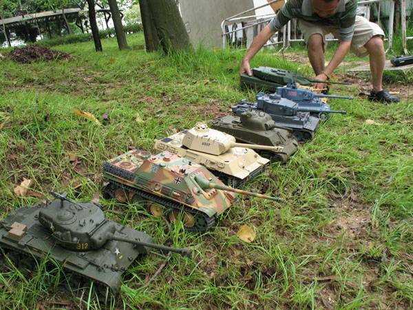 1/16 Tank Battle