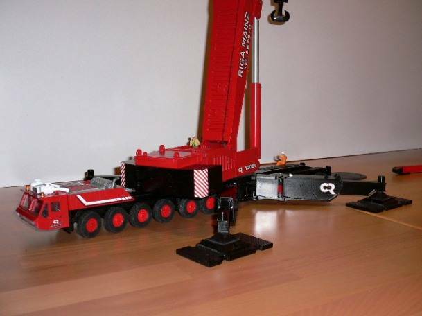 AMK01-02.jpg