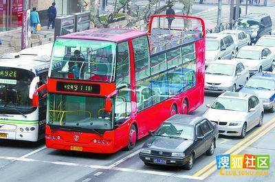 跟車保持距離，找比自己大一號的車跟著，能減少氣流阻力。.jpg