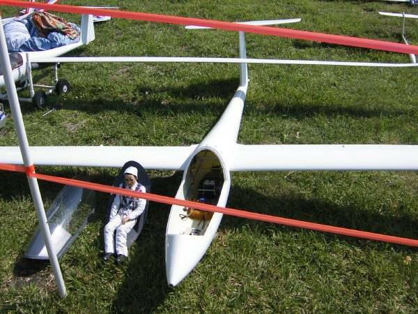 Glider.JPG