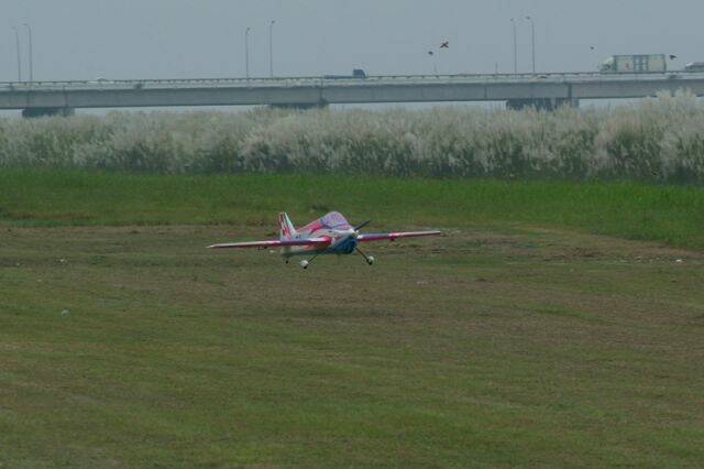 DSCF0069--.jpg