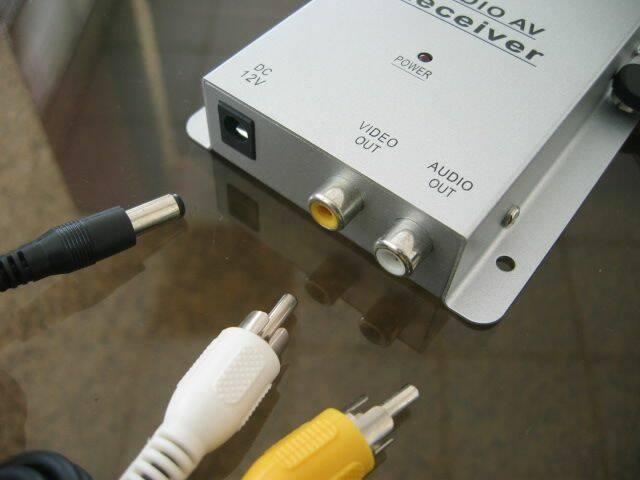 RADIOAV-3.JPG