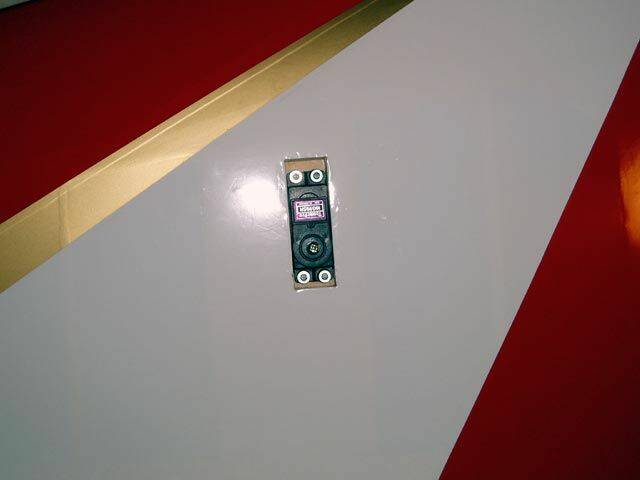全部使用TowerPro的MG995 R伺服機