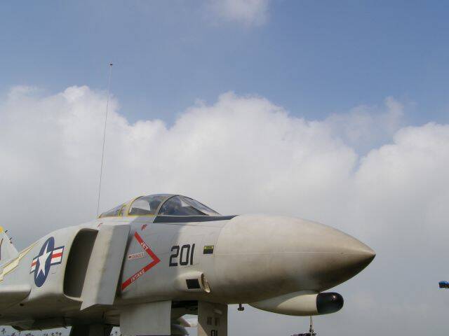F4-3.jpg