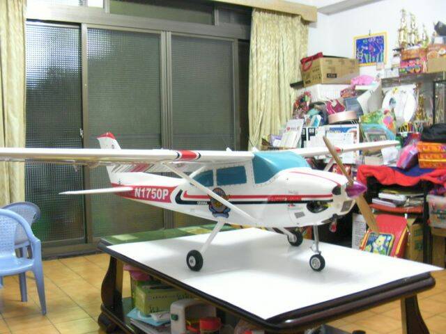 CESSNA182A1C4001_1189357721.jpg