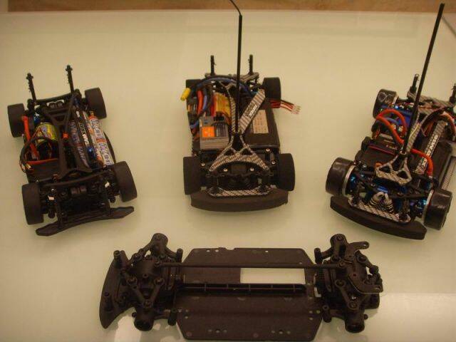 X-RAY M-18甩尾設定車