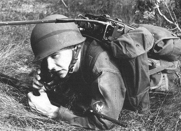 AN/PRC-77