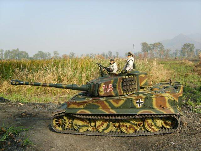 S8000643.JPG
